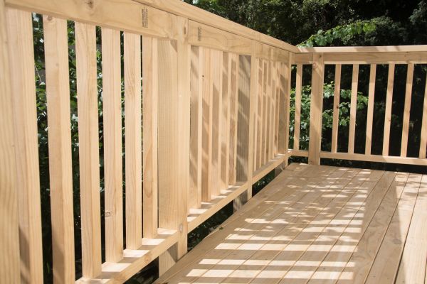 Deck Sanding Service in Columbia