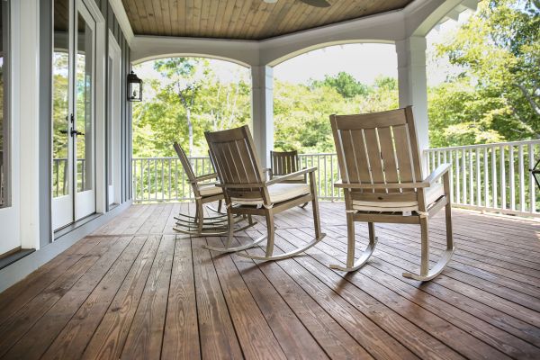 Cost of Wooden Porch Construction in Columbia